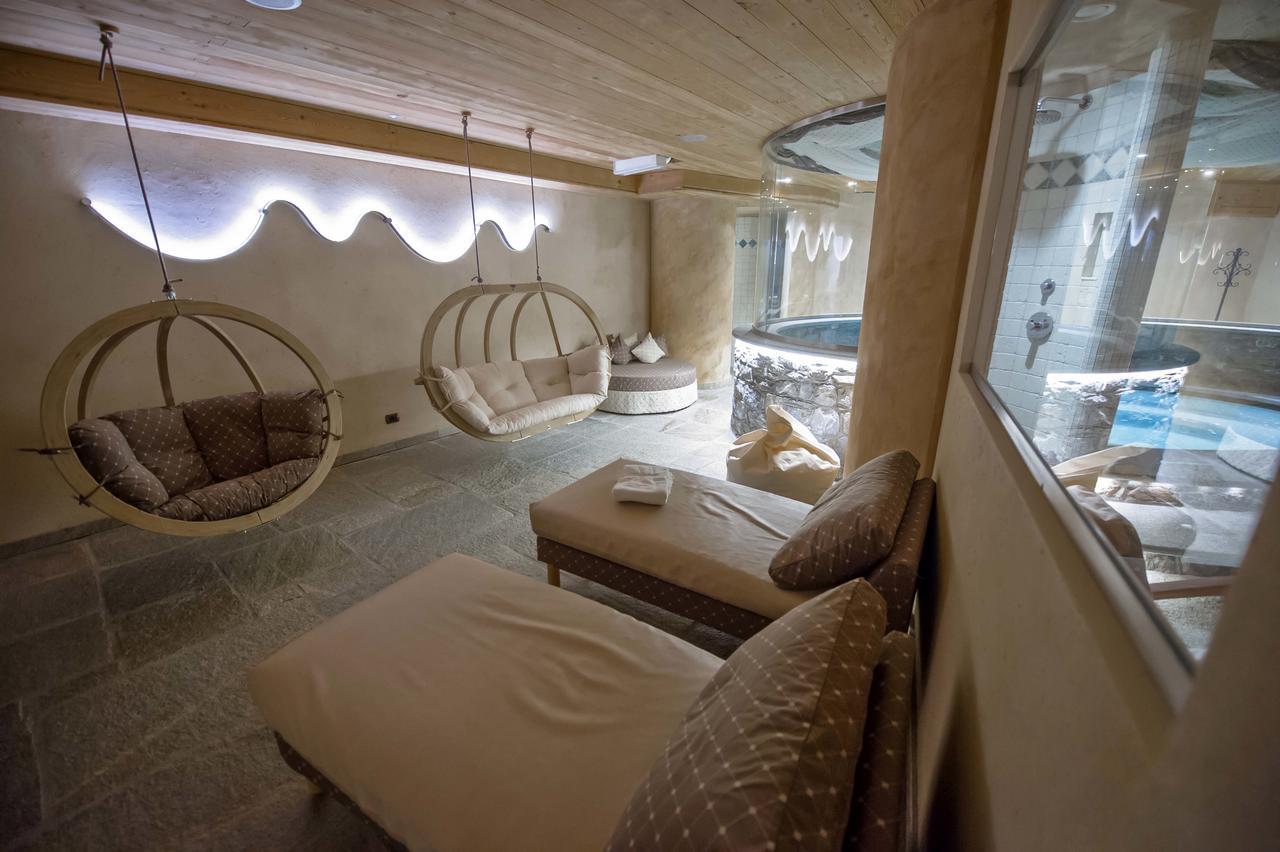 Hotel Jolanda Sport 그레소니라트리니테 외부 사진